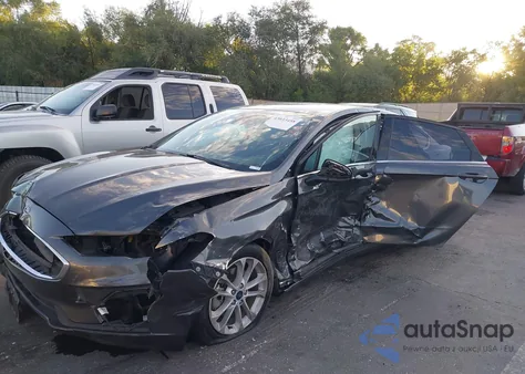 2020 Ford Fusion Hybrid Se z USA, uszkodzony, nr VIN 3FA6P0LU2LR170908